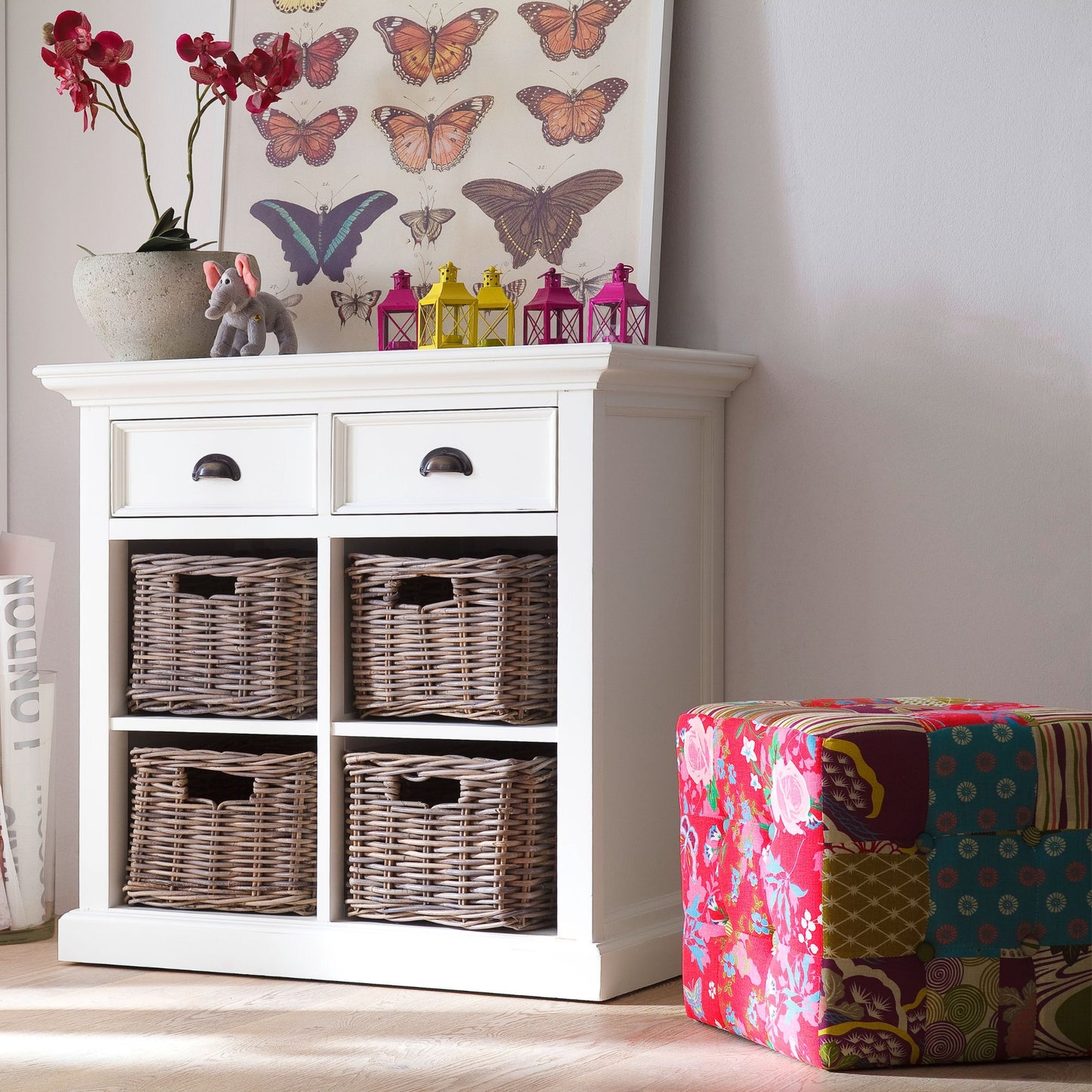 Halifax Classic White Medium Basket Set Buffet Table