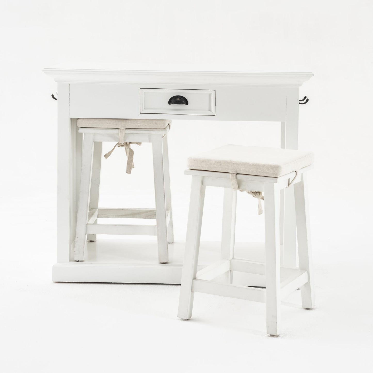 Halifax Classic White Kitchen Table Set
