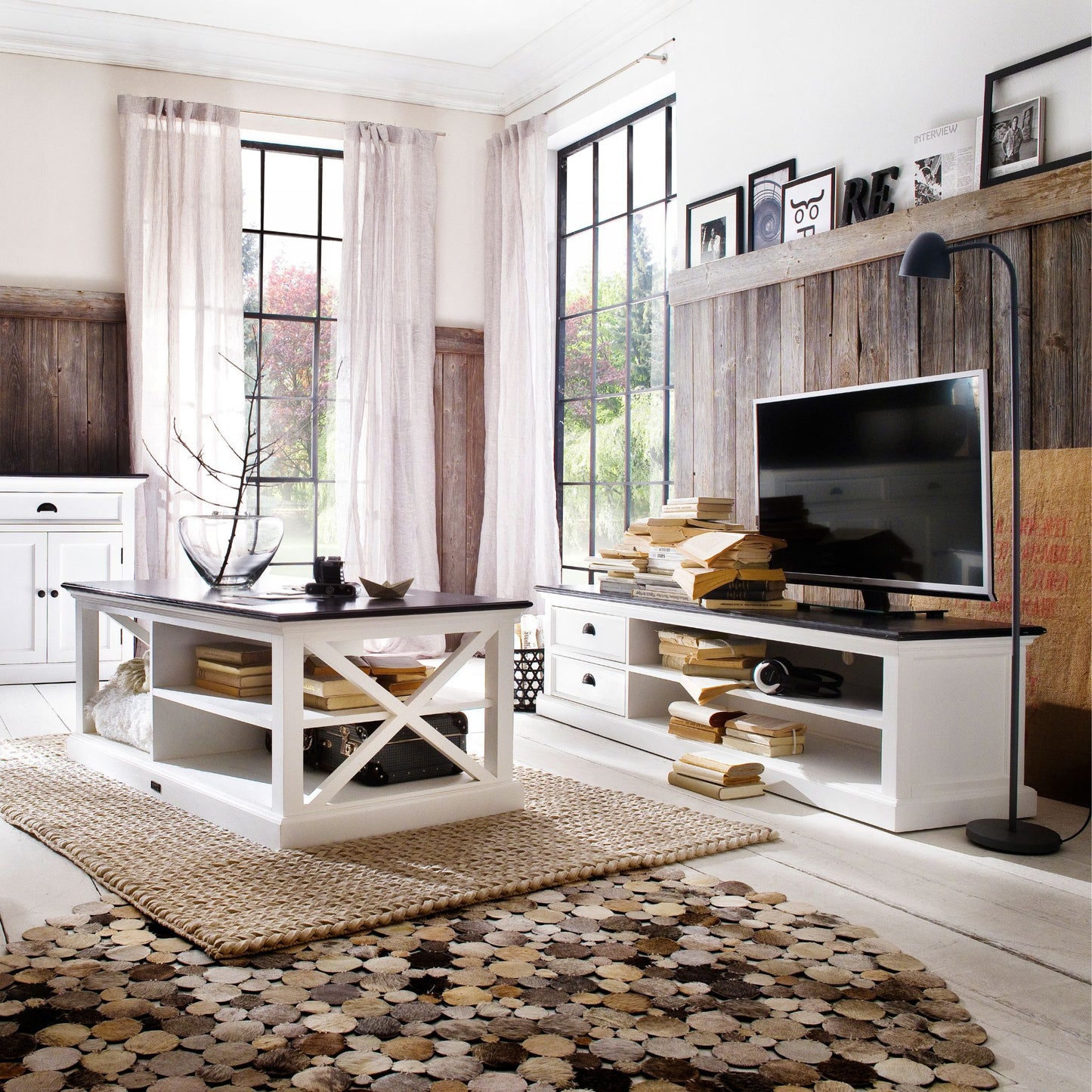 Halifax Classic White Large Entertainment Unit