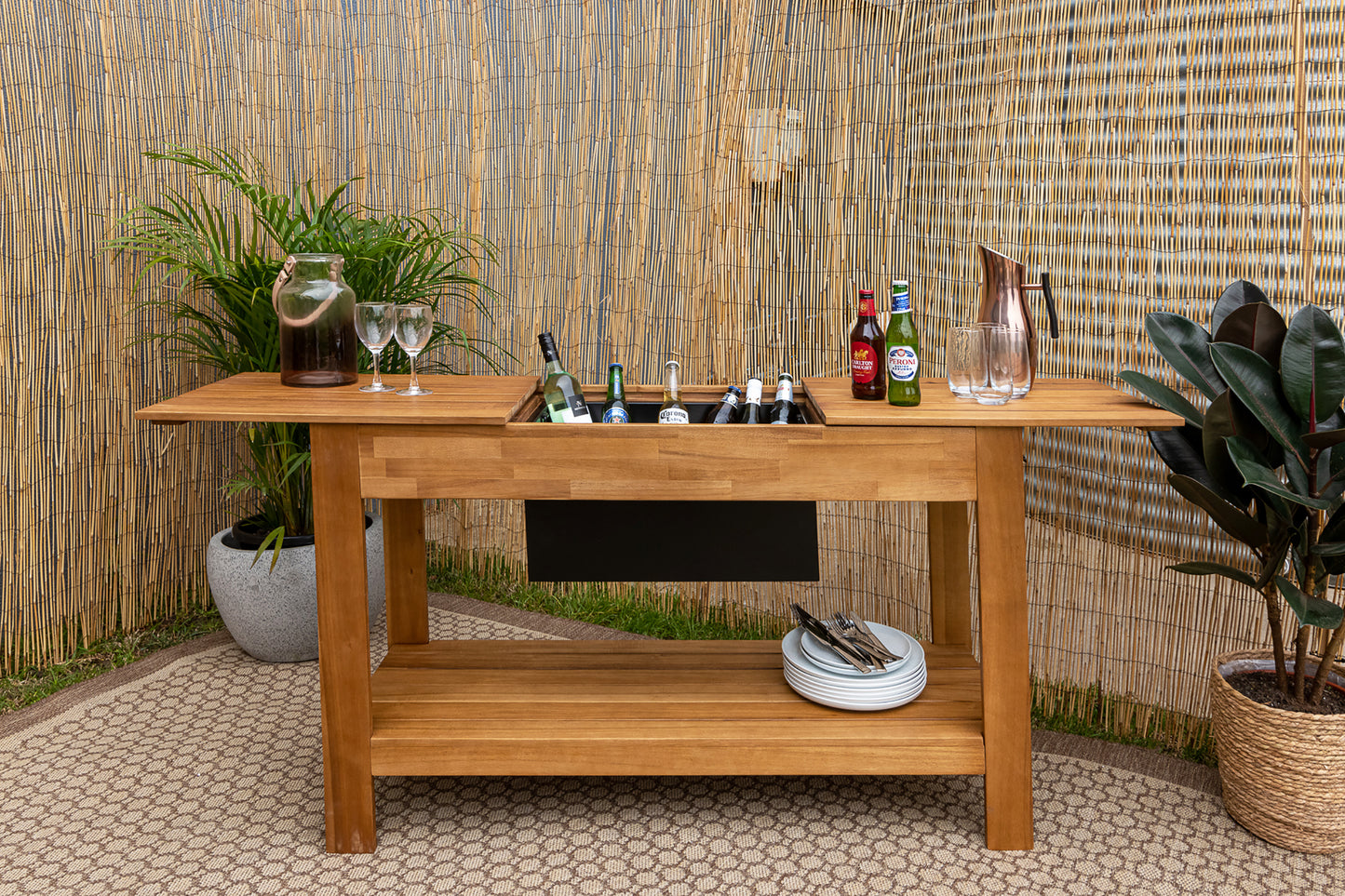 Malibu Wooden Outdoor Expanding Bar Table