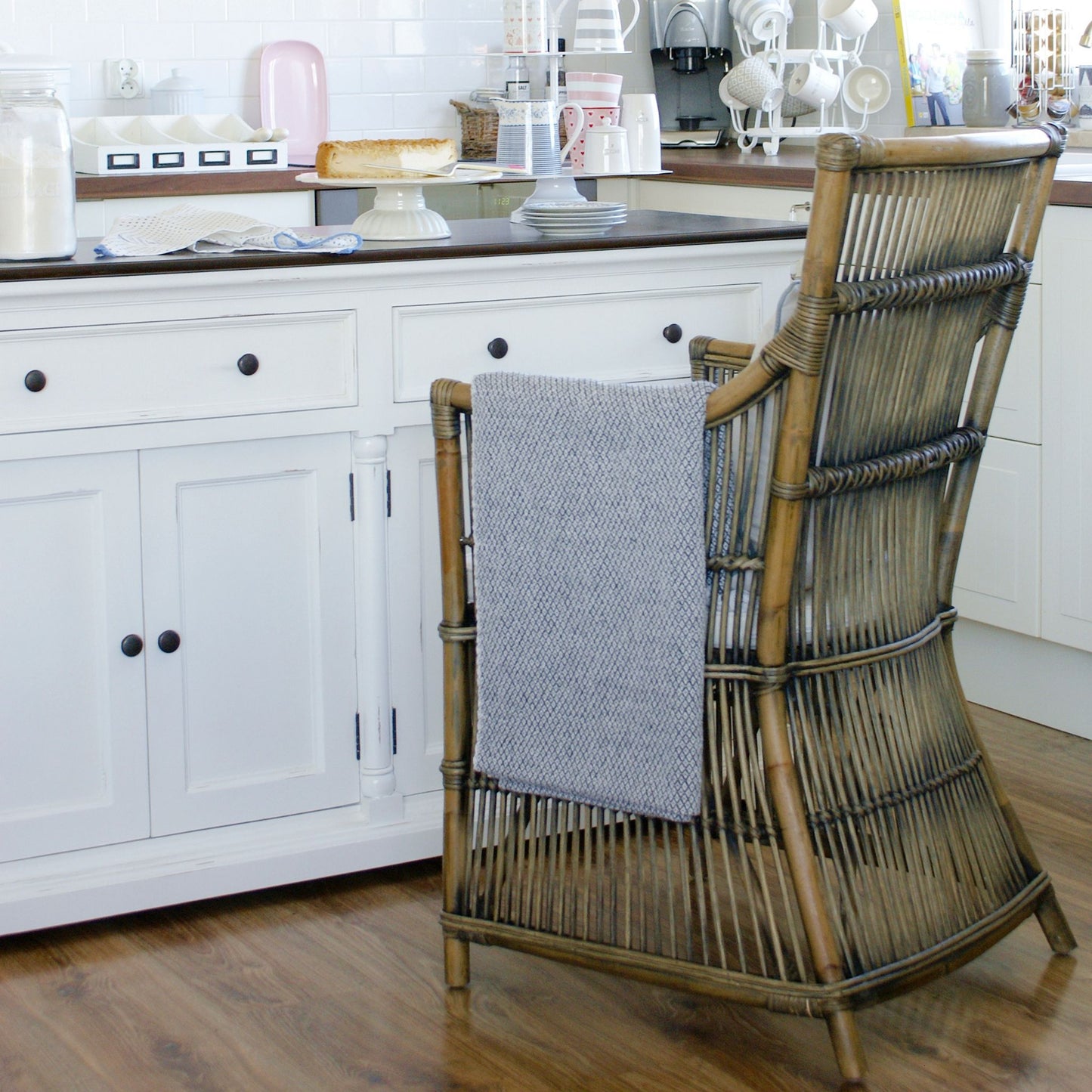 Provence Accent Classic Buffet Table