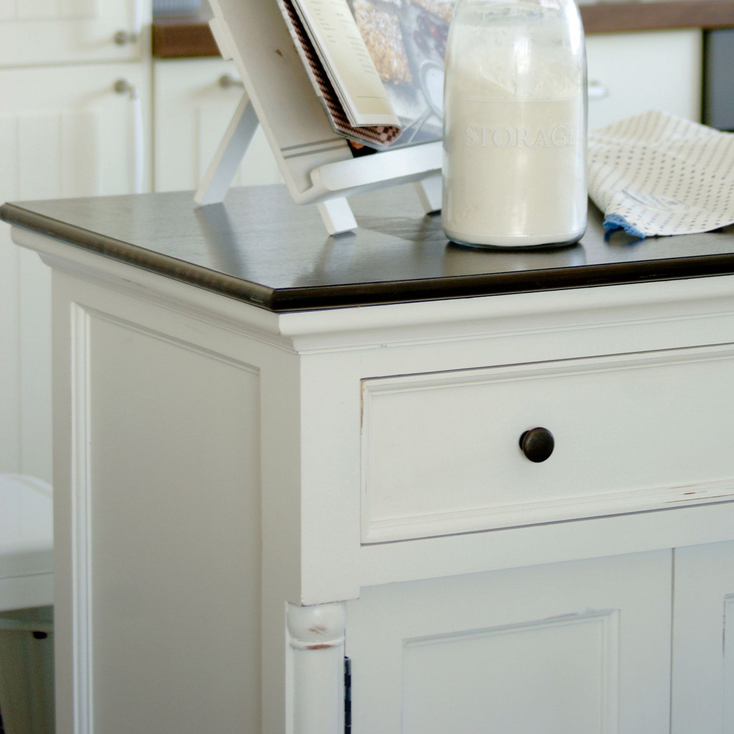 Provence Accent Classic Buffet Table