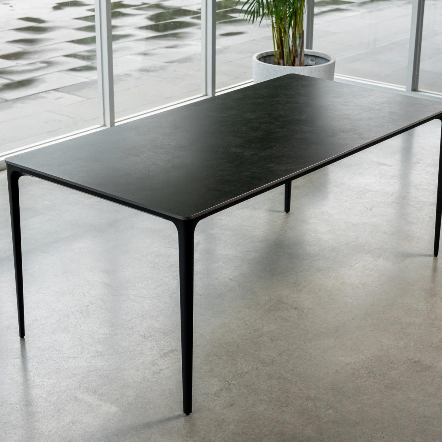 Magnate Ceramic Dining Table