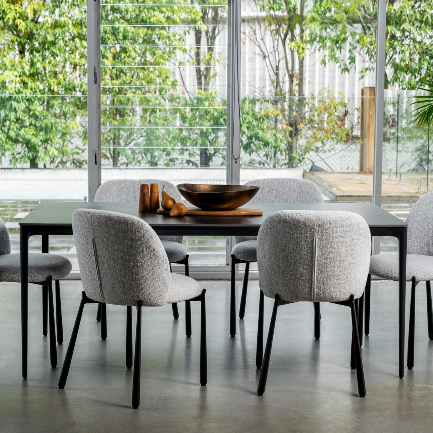 Magnate Ceramic Dining Table