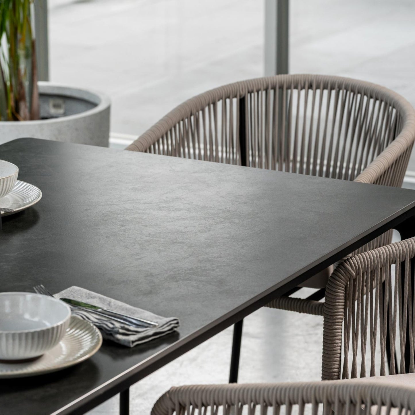 Magnate Ceramic Dining Table