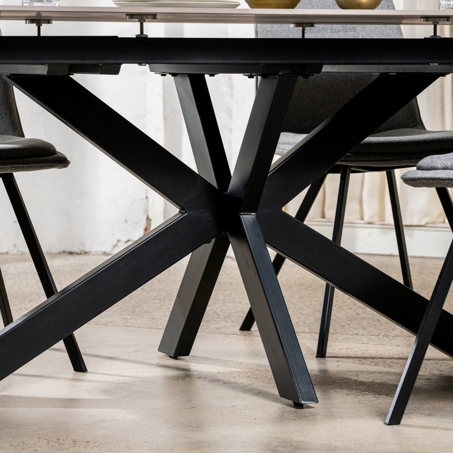 Newcastle Ceramic Extension Dining Table