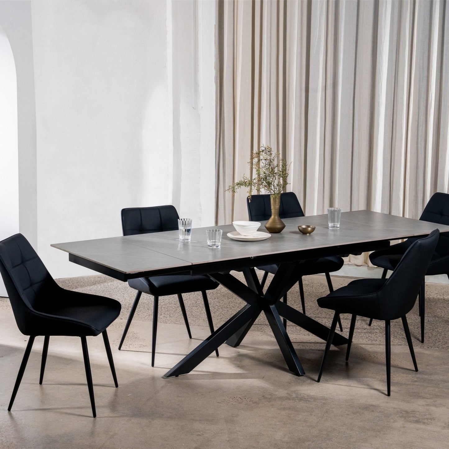 Newcastle Ceramic Extension Dining Table