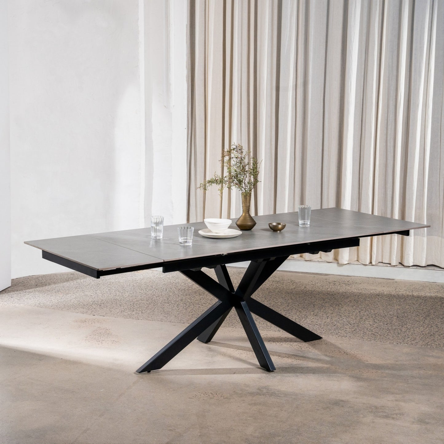Newcastle Ceramic Extension Dining Table