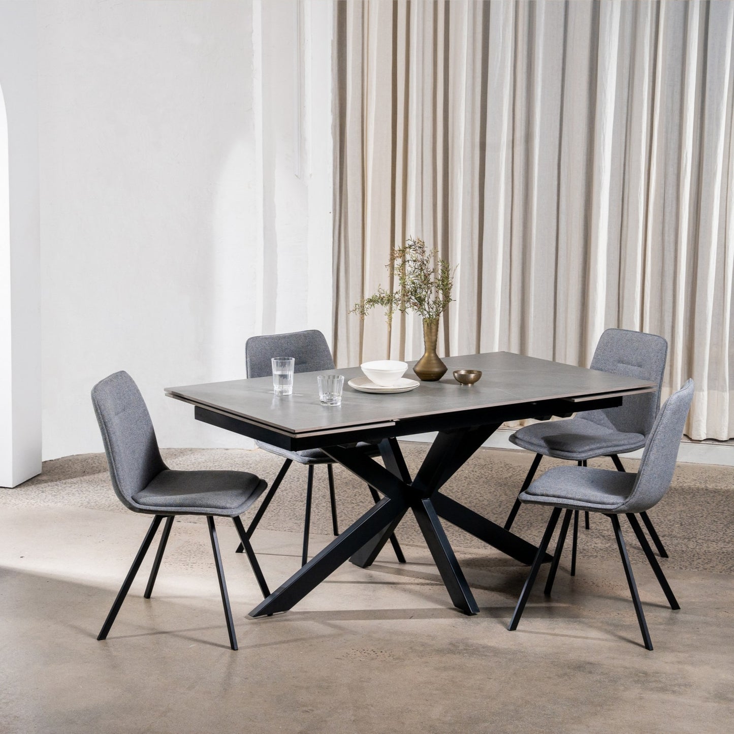 Newcastle Ceramic Extension Dining Table