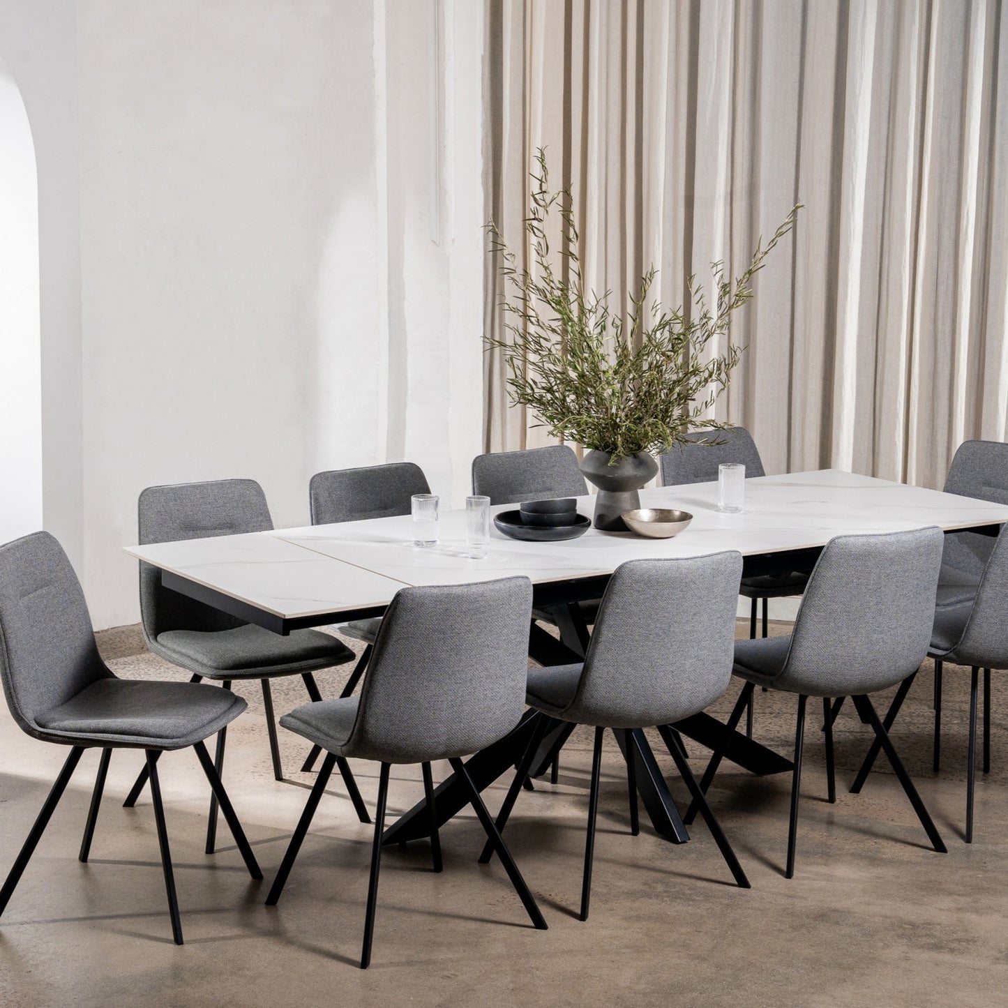 Newcastle Ceramic Extension Dining Table