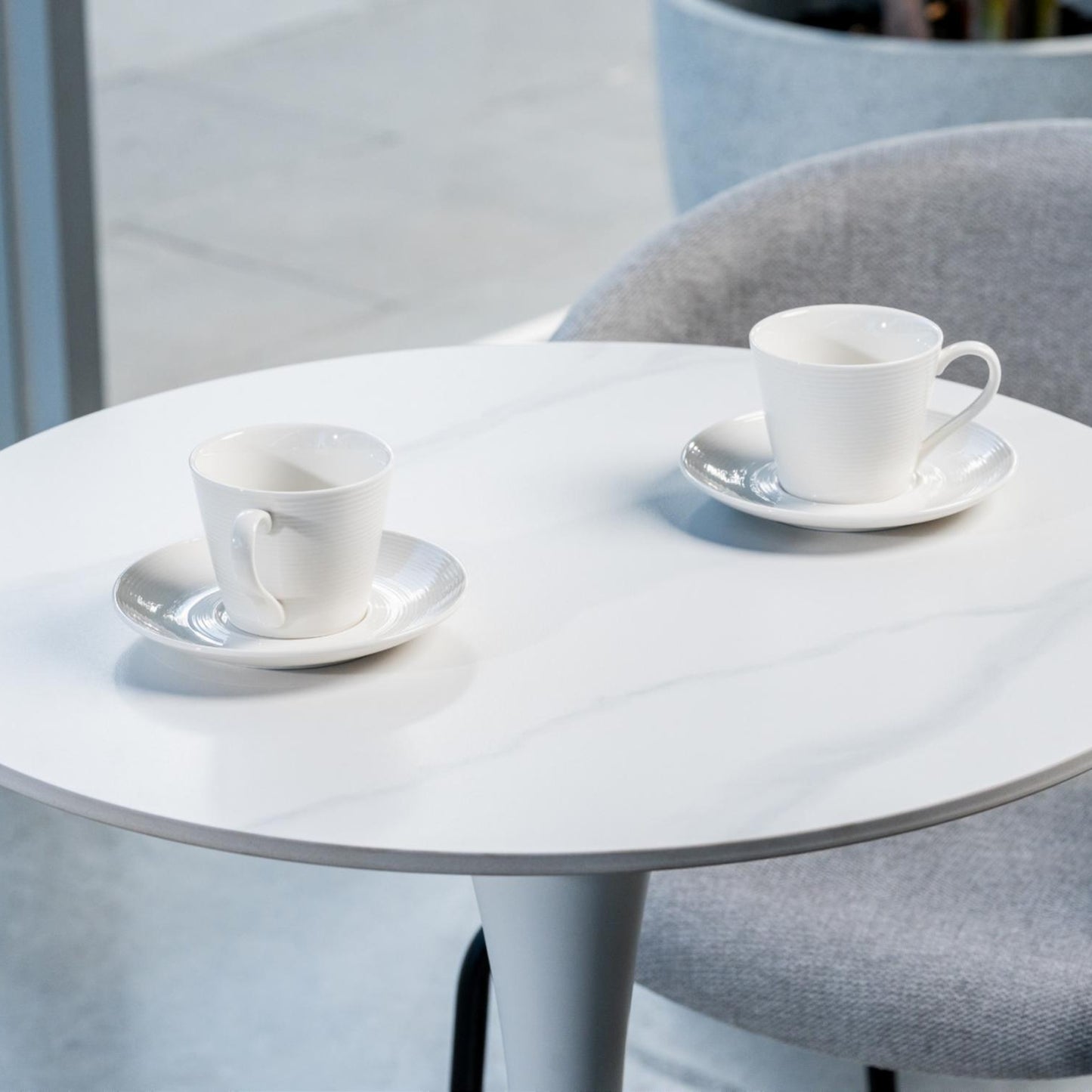 Scandi Ceramic Small Dining Table - Snow White